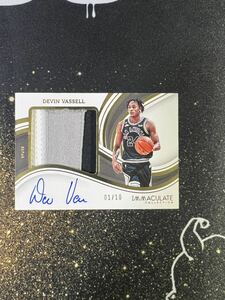 NBA 2022-23 panini immaculate Devin Vassell premium patch auto gold /10