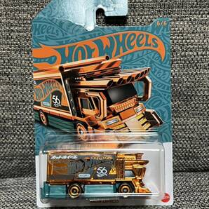 ホットウィール56周年パール&クロームライジンエクスプレス チェイス デコトラ HotWheels Pearl&Chrome RAIJINEXPRESS カードダメージBの画像1