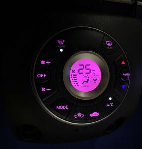 キューブ Z12 LED打ち換え済み エアコンパネル ☆ 日産 ピンク