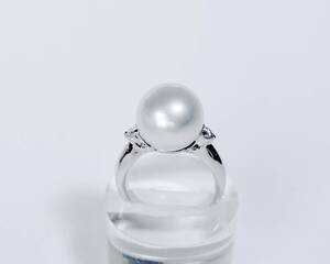 [ new goods ] beautiful brilliancy PT900 south . pearl ring 