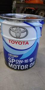 新品未使用 トヨタ純正エンジンオイル MOTOR OIL SP0W-16 SYNTHETIC20L ペール缶省燃費オイル プリウスアクアヤリスハリアーカローラクロス