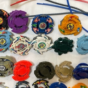 爆転シュート ベイブレード 大量 まとめて ＢＥＹＢＬＡＤＥ パーツ シューター ワインダー アタックリング ボックス ジャンクの画像4