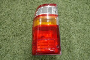 中古 トヨタ ハイラックス ピックアップ リア テールランプ テール ライト 左 単品 LN165 LN172 RZN152 RZN169 koito (T8192D)