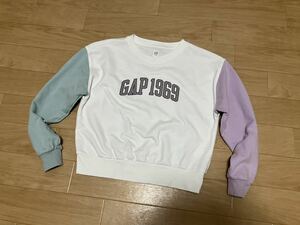 USED★GAP KIDS【ユニセックス/ペールカラーロゴトレーナー】キッズL/140cm