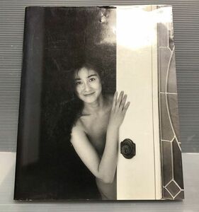 石原真理子写真集「Marie!」撮影／小沢忠恭　ヘアヌード写真集