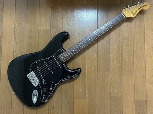 [GT]Fender Japan Squier крыло . Japan ... тросик ST62 BLK черный A серийный rose дерево . палец панель .Made in Japan