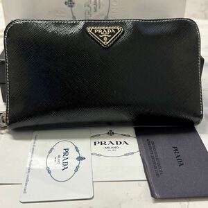 プラダ　PRADA 財布　長財布　サフィアーノ　ロゴ金具　ラウンドファスナー　メンズ　