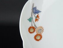 【扇屋】十四代 酒井田柿右衛門 錦 菊文 輪花型 皿 4客 幅17cm 高さ 約3.5cm 色絵 花文 銘々皿 有田焼 C-2_画像7