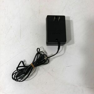 純正品 SHARP シャープ ACアダプター ツインファミコン専用 UADP-0041CEZZ ジャンク品 AAL0313小4914/0410