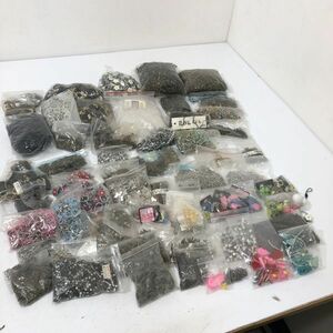 【未使用品】キーホルダー ストラップ アクセサリー まとめて 大量 ピアス ネックレス 部品 パーツ AAL0228小5121/0418