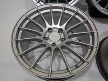 18インチ エンケイ RS05 8.5J+35/9.5J+45 112 VW 中古アルミホイール【4本セット】送料無料(AA18-0551)_画像8