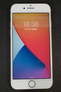 美品 iPhone 7 ゴールド 32GB MNCG2J/A Gold