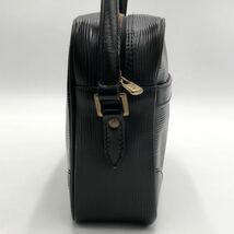 LOUIS VUITTON ルイヴィトン エピ トロカデロ27 ブラック ショルダーバッグ ゴールド金具_画像5