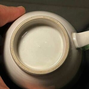 モダンデザインです！昭和30〜40年代 瀬戸焼 緑釉と象牙色の釉薬 片身変わり輸出用コーヒーカップ マグカップ うれしい無疵完品です！の画像8