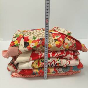 [H994]古布 まとめ売り 縮緬 など 約2.7kg　/現状渡し/生地/レトロ/布/リメイク素材/古布/襤褸/古裂/古布/はぎれ/ちりめん/まとめて/大量