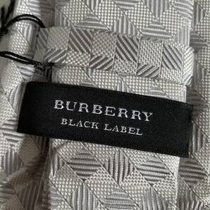 Qu747◆BURBERRY バーバリー◆ネクタイ BLACK LABEL BKJ10-802-05 絹/シルク 100％ シルバー ダイヤ柄 紳士服 小物 タグ付き 未使用の画像4