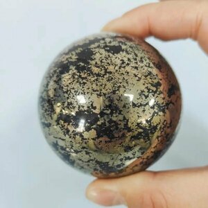 金のパイライト石の球形の宝石玉 350～450ｇ　5.5～6CM　1個 　　鉱物　天然石　原石　ルース