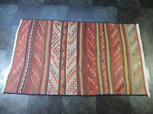 A069☆キリム　手織り　ラグ　絨毯　アンティーク　一点物　サイズ約132ｘ80　レッドベージュ系　玄関マット　民族　民芸☆