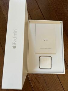 iPad mini 空箱　充電器未使用新品　純正付属品付き　Apple