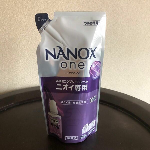洗濯用　高濃度洗剤　抗菌　ナノックスワン　NANOX ONE ニオイ専用 つめかえ用 高濃度コンプリートジェル　洗濯洗剤　ライオン