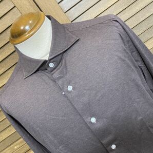 新品　フラルボ（伊）　ドレスシャツ４２　茶　非常に目の細かい鹿の子　ニット素材　ハンドメイド　ワイド　５カ所手縫い　定価３．７万円