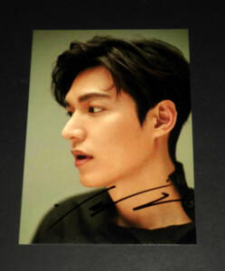 i*min ho * with autograph * medium sized steel photograph 2