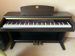 美品　都内　YAMAHA ヤマハ Clavinova 電子ピアノ CLP-120（直接引取可）2002年