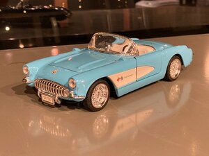 コルベット　ミニカー　水色　1957 CORVETTE USED　UNDER LICENSE　