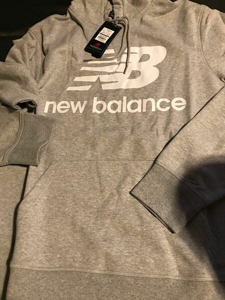 New balanceニューバランス　パーカー　グレー　サイズUS L