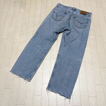 和276★ 90s USA製 Levi's 501 520刻印 デニムパンツ ジーンズ ボトムス W34 L32 メンズ ブルー リーバイス 切りっぱなし_画像2