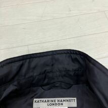 1406◎ KATHARINE HAMNETT LONDON キャサリン ハムネット 中綿 ジャケット アウター ブルゾン ブラック メンズL_画像4