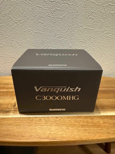 美品　23 ヴァンキッシュ　 C3000MHG SHIMANO Vanquish