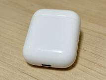 【中古】AirPods 第二世代 A2031 A1602 MV7N2J/A（左耳L側OK・右耳R側バッテリー弱）Apple アップル_画像4