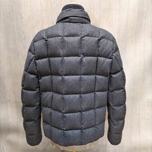 E644-U36-91 MONCLER モンクレール ダウンジャケット グレー ウール/ナイロン 表記サイズ2(M-L相当) 着丈約61cm 肩幅約42cm 袖丈約63cm ⑥の画像2