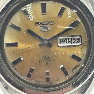 E178-SK3-70 ◎ SEIKO 5 セイコー5 6106-8180 DX メンズ腕時計 25石 自動巻き デイデイト イエロー文字盤 フェイス約37mm 稼働 ①