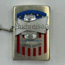 E164-SK1-587 ◎ Zippo ジッポー Budwiser バドワイザー ローラー式オイルライター シルバーカラー シリアルあり チェーン/箱付き ①_画像2