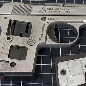 モデルガン マルシン コルト 25 オート シルバー ABS 樹脂製 レザーホルスター スペアマガジン スペアグリップ付き COLT 25 AUTOの画像10