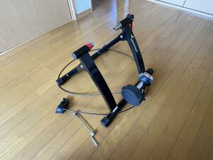 中古　Sportneer ロードバイクトレーナー　ミノウラ