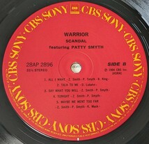 帯シュリンク付/中古LPレコード/SCANDAL Featuring Patty Smyth/パティ・スマイス & スキャンダル/ザ・ウォリアー/誘惑の美戦士/28AP2896 _画像4