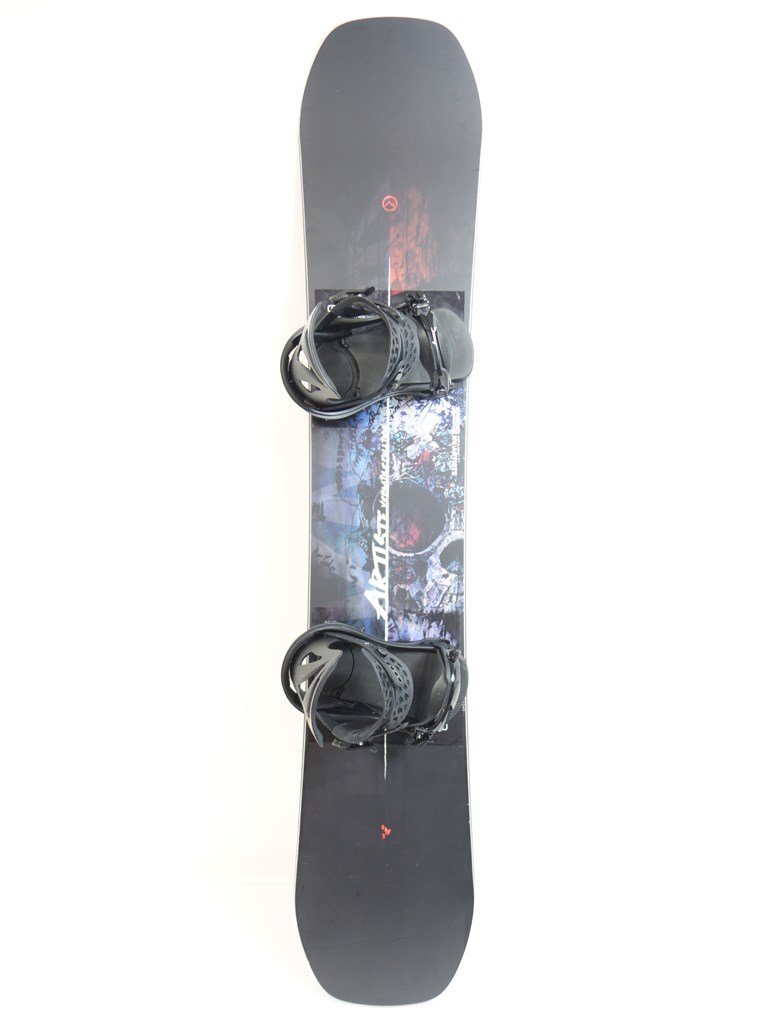 ビンディング新品! NOVEMBER 153cm スノーボード ビンディング新品! NOVEMBER 153cm スノーボード