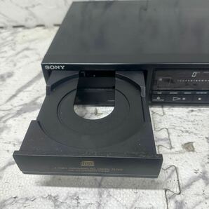 MYM4-346 激安 SONY COMPACT DISC PLAYER CDP-M57 CDプレーヤー 通電OK 中古現状品 ※3回再出品で処分の画像2