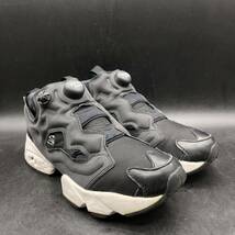 M2733 Reebok リーボック INSTA PUMP FURY OG インスタポンプフューリー スニーカー シューズ US6/24.0cm ブラック 黒 V65750_画像2