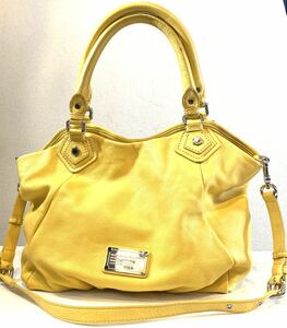 MARC BY MARC JACOBS◎ショルダーバッグ◎トート◎本革◎レザー◎ロゴデザイン◎プレート◎マークジェイコブス◎定価3万円◎イエロー◎黄