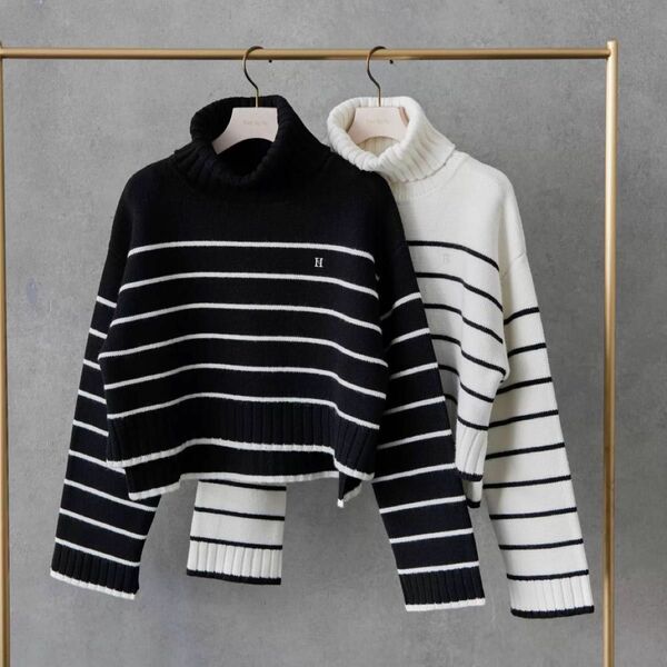 her lip to Striped Turtleneck Knit Pullover