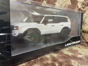  Toyota FirstEdition Land Cruiser 250 minicar 1/30 color sample color sample Land Cruiser platinum white pearl mica First 