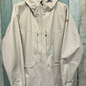 新品未使用 23-24 YONEX A3 TRICKER JACKET OFWT XLサイズ スノーウェアの画像1