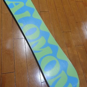 出ました！中古極上美品！ サロモンキッズスーボード OH YEAH 130cmの画像2