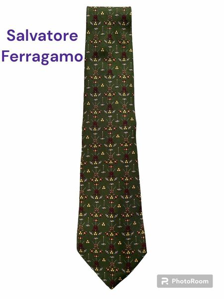 超美品《Salvatore Ferragamo/サルヴァトーレ フェラガモ》ネクタイ