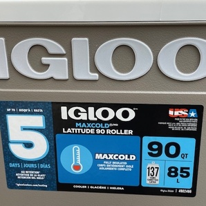 IGLOO USA産大型90QTホイールクーラーボックス新品未使用！人気のマックスコールドシリーズを100円スタートにて！人気のツートン仕様！の画像4