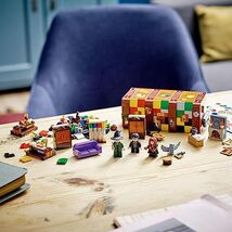 レゴ(LEGO) ハリー・ポッター ホグワーツ(TM) の入った魔法のトランク 76399 おもちゃ ブロック プレゼント ファンタジー 男の子 女_画像8